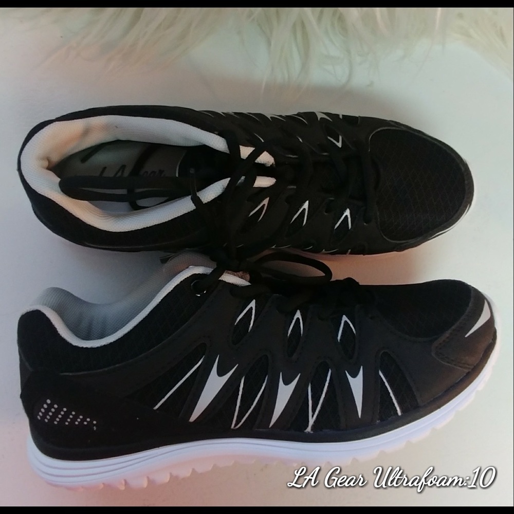 LA Gear ultra foam from Le Château unisex runners